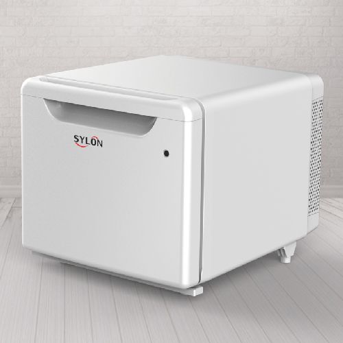 Ice Maker TR241